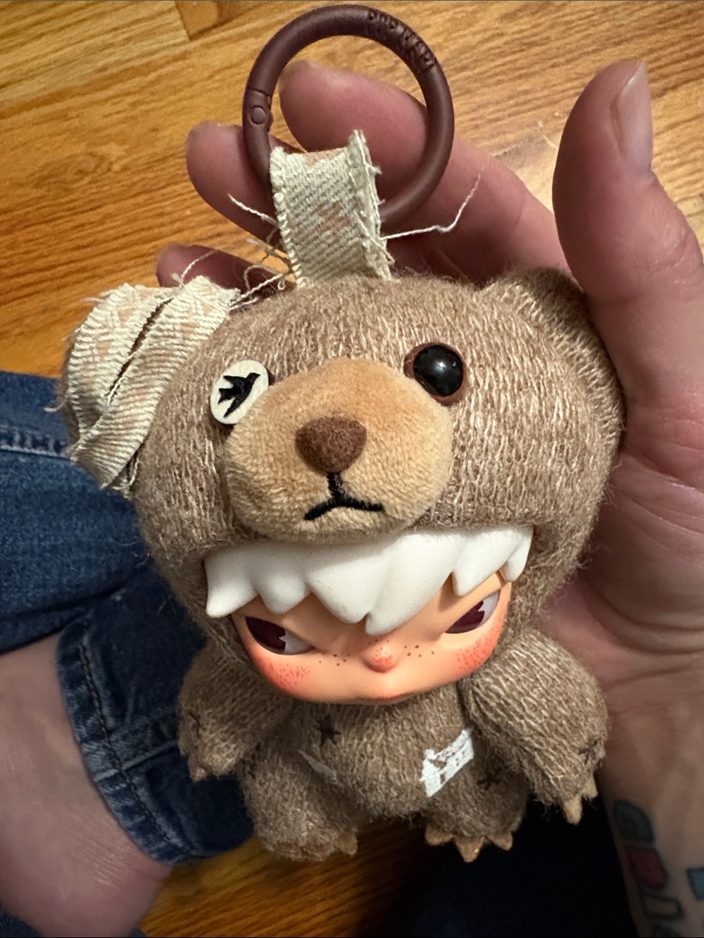 Popmart HIRONO Fight for Joy Woven Woods Keychain - Picture 3 of 8